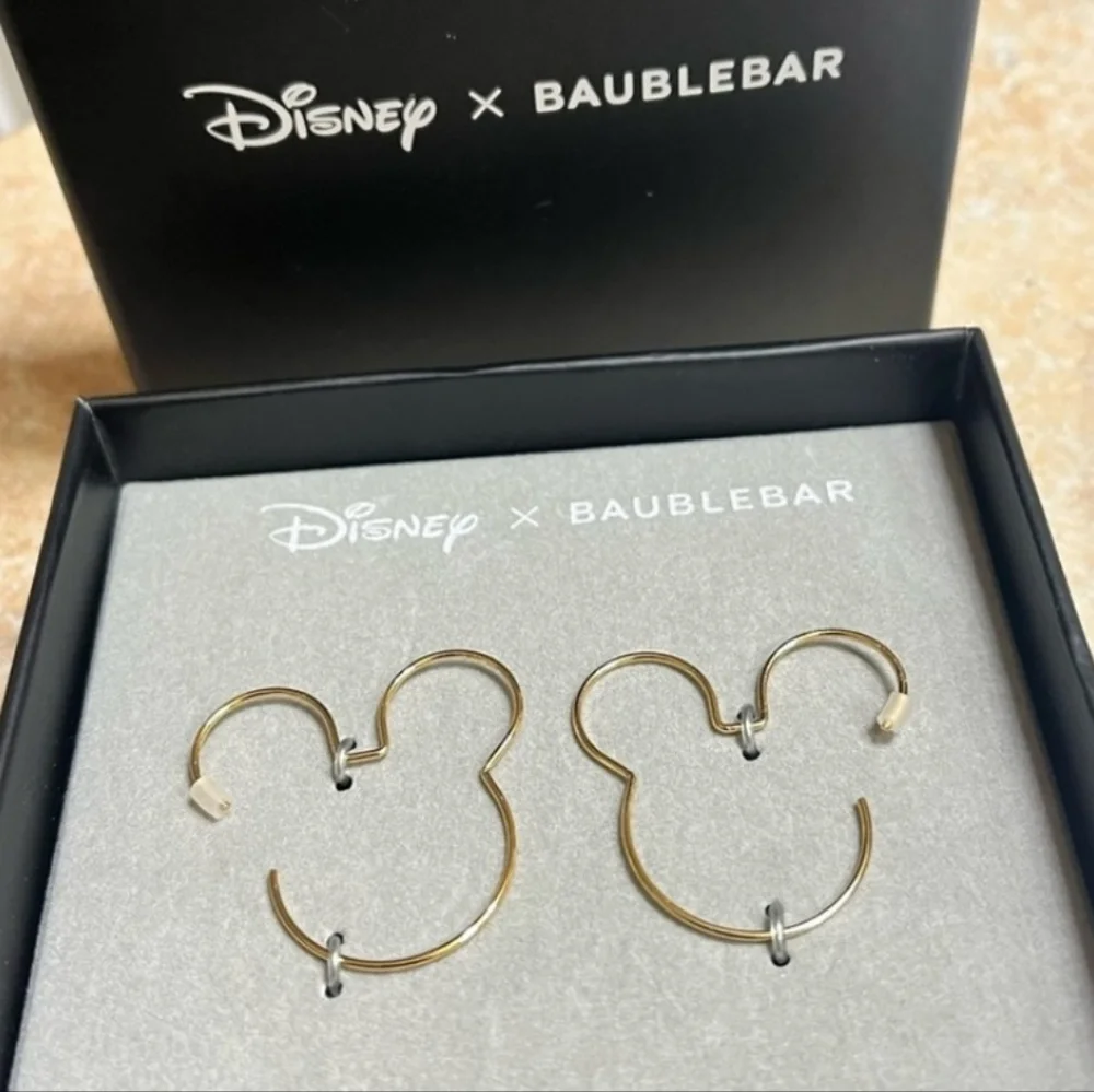 Disney x Baublebar Mickey earrings Goldtone New in Box - Picture 1 of 4